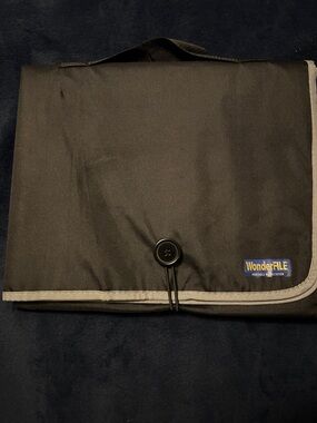 WonderFile Black Organizer Folio